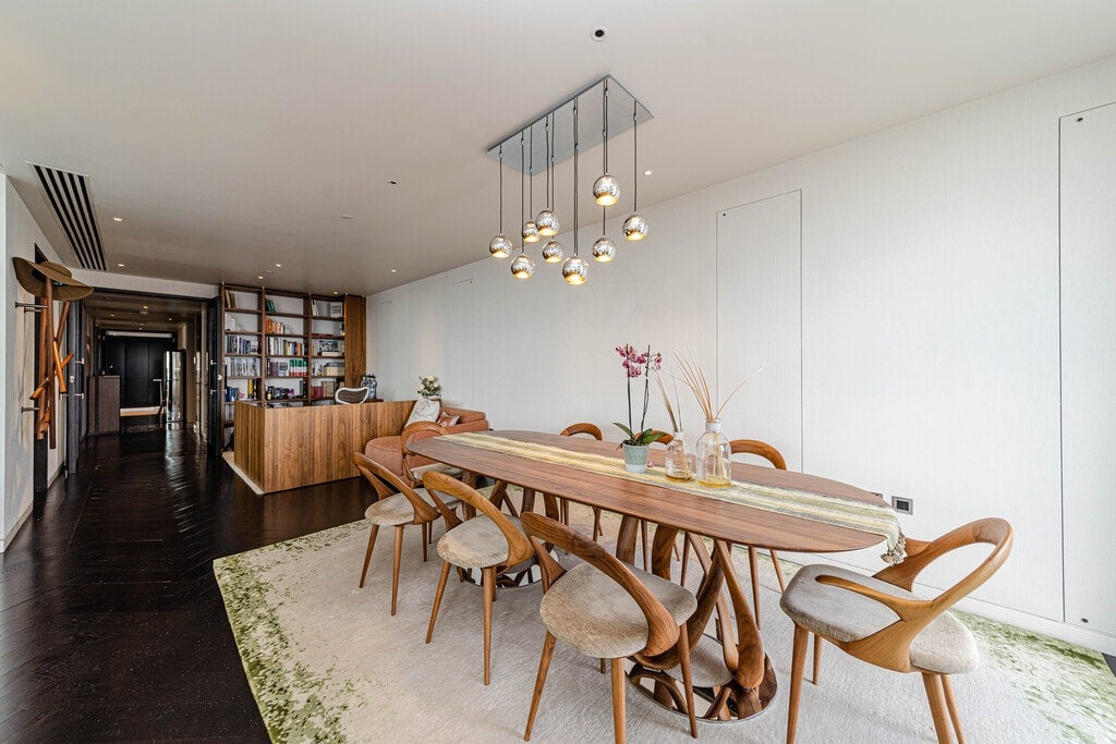 Flat Silk Street in City of London