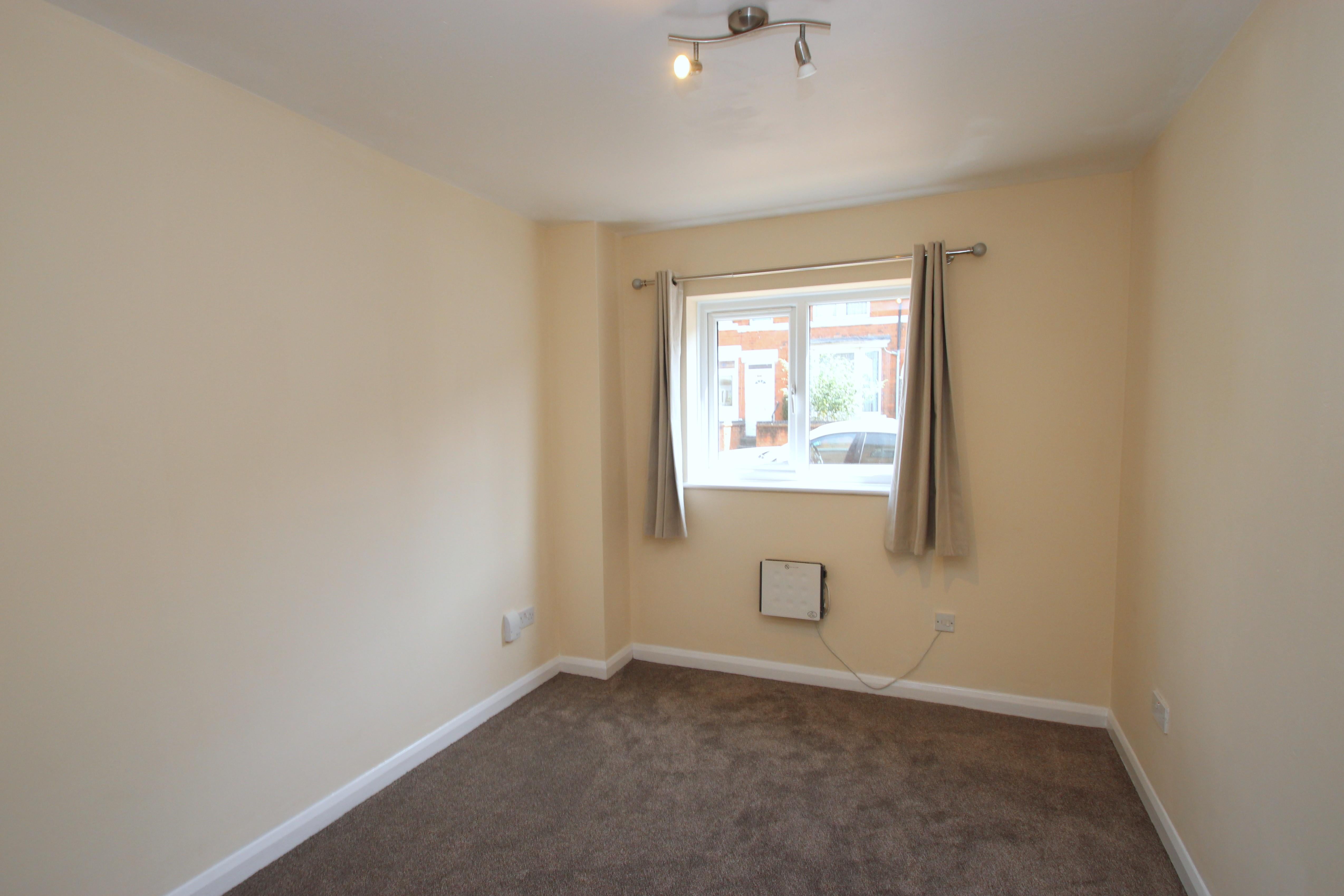 Flat Portland Road in Rushden