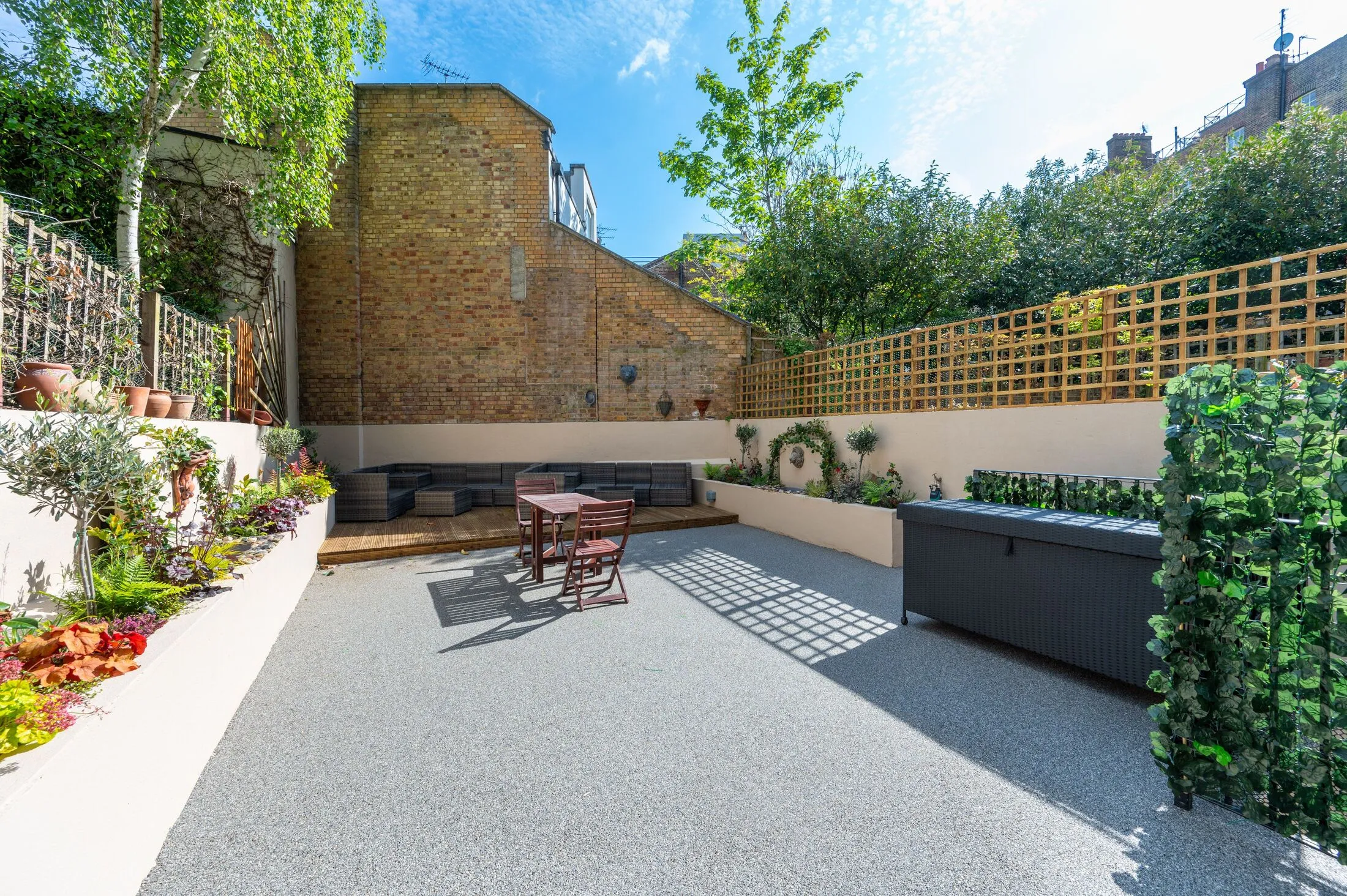 Flat Royal Crescent in Greater London