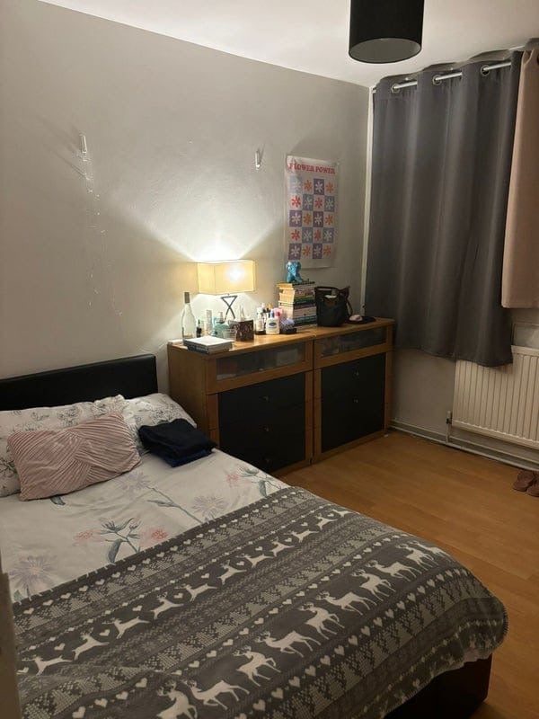 Room President Street in Greater London