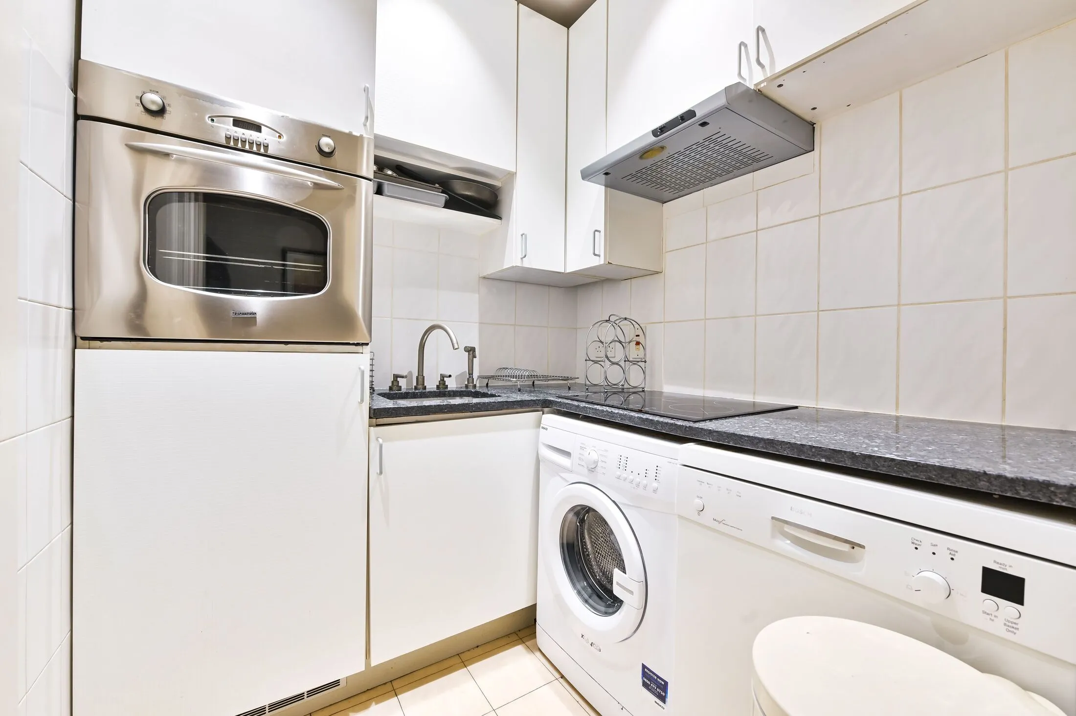 Flat Redcliffe Square in Greater London