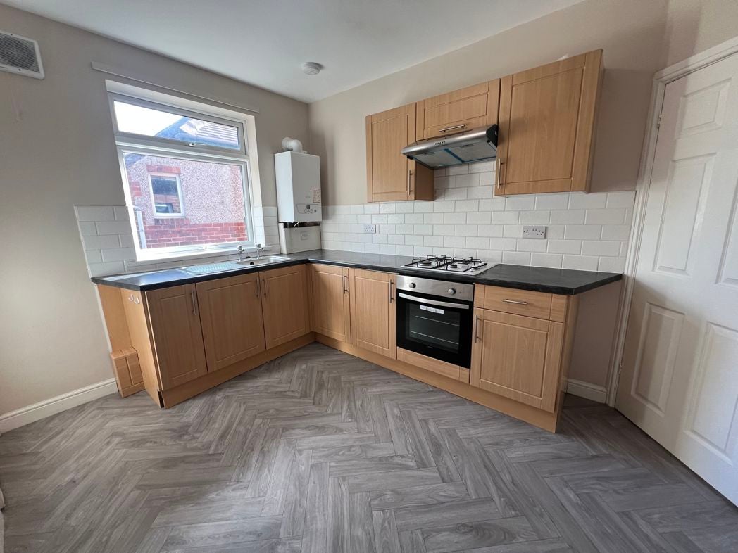 Flat Granville Road in Newcastle upon Tyne