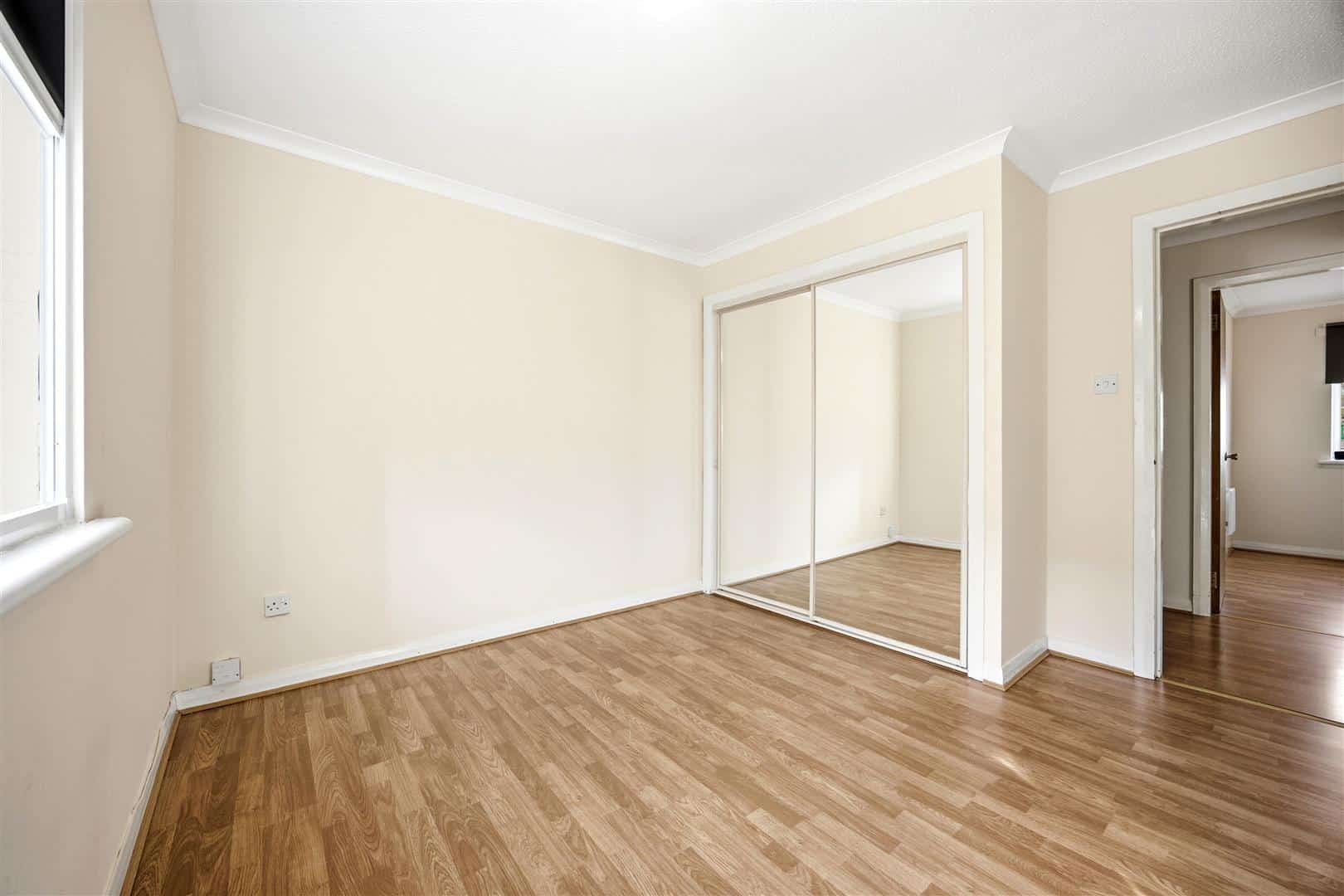 Flat Shamrock Street in Kirkintilloch