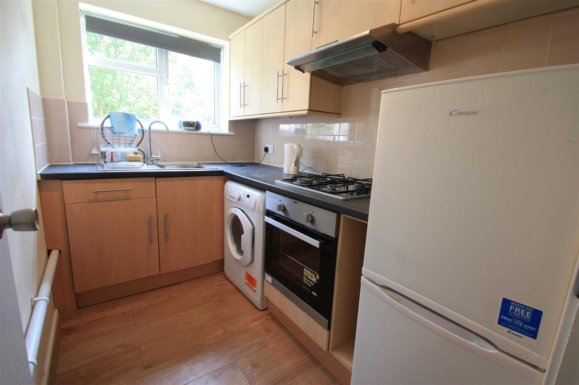 Flat Byron Road in Greater London