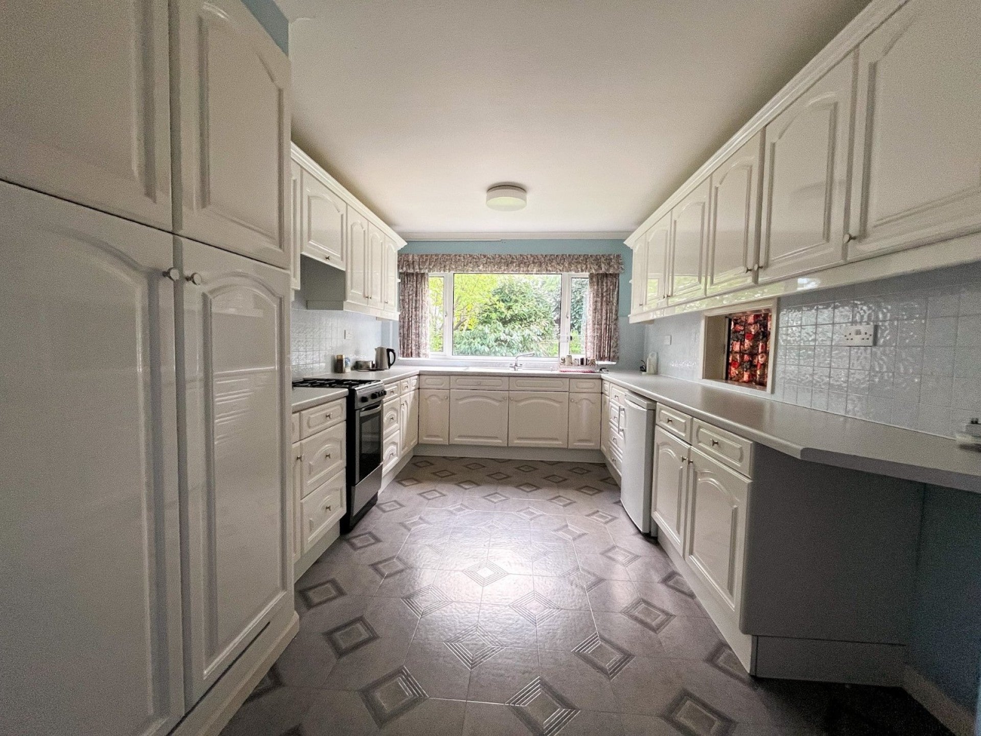 House Rushmoor Grove in Backwell
