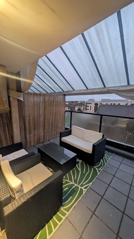 Room East Surrey Grove in Greater London