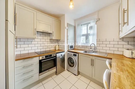 Flat Lambeth Walk in Greater London