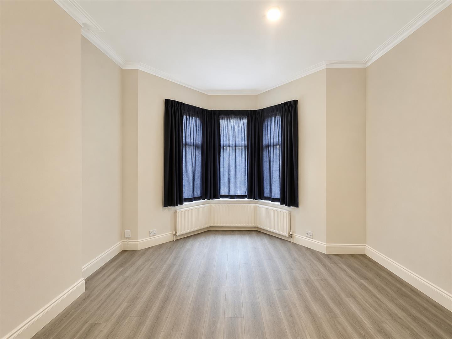 Flat Harringay Road in Greater London