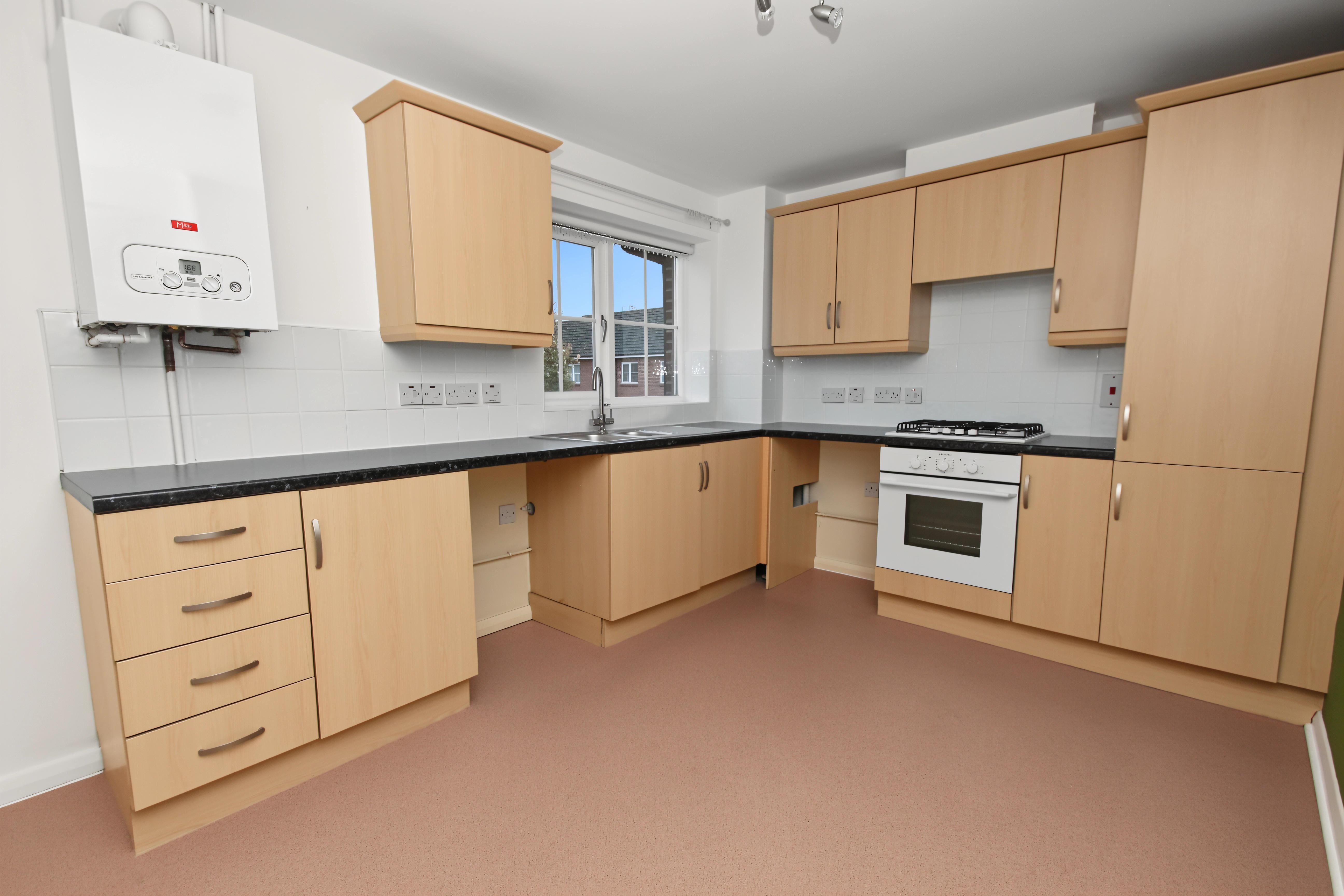 Flat Covallen Court in Rushden