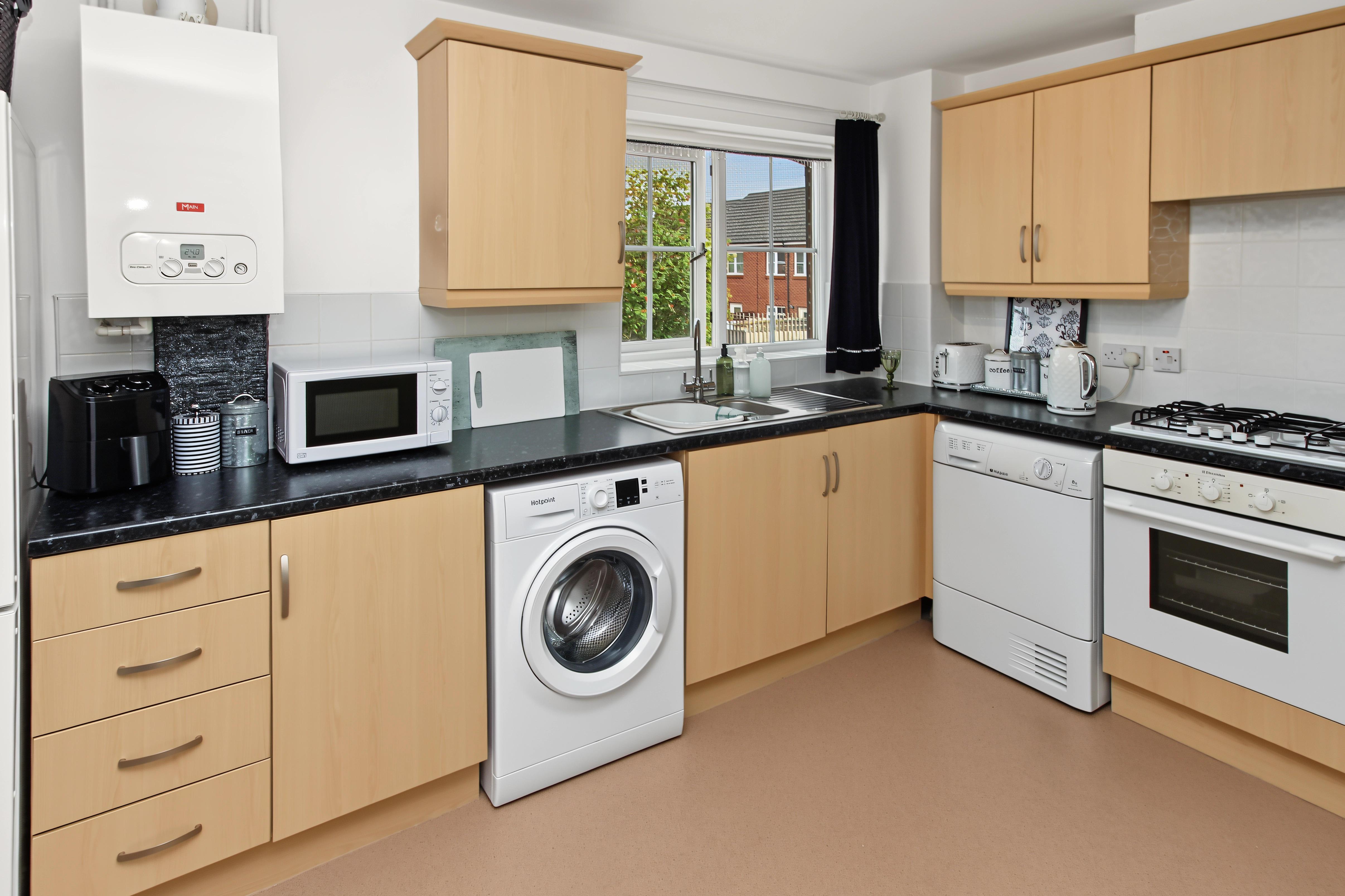 Flat Covallen Court in Rushden