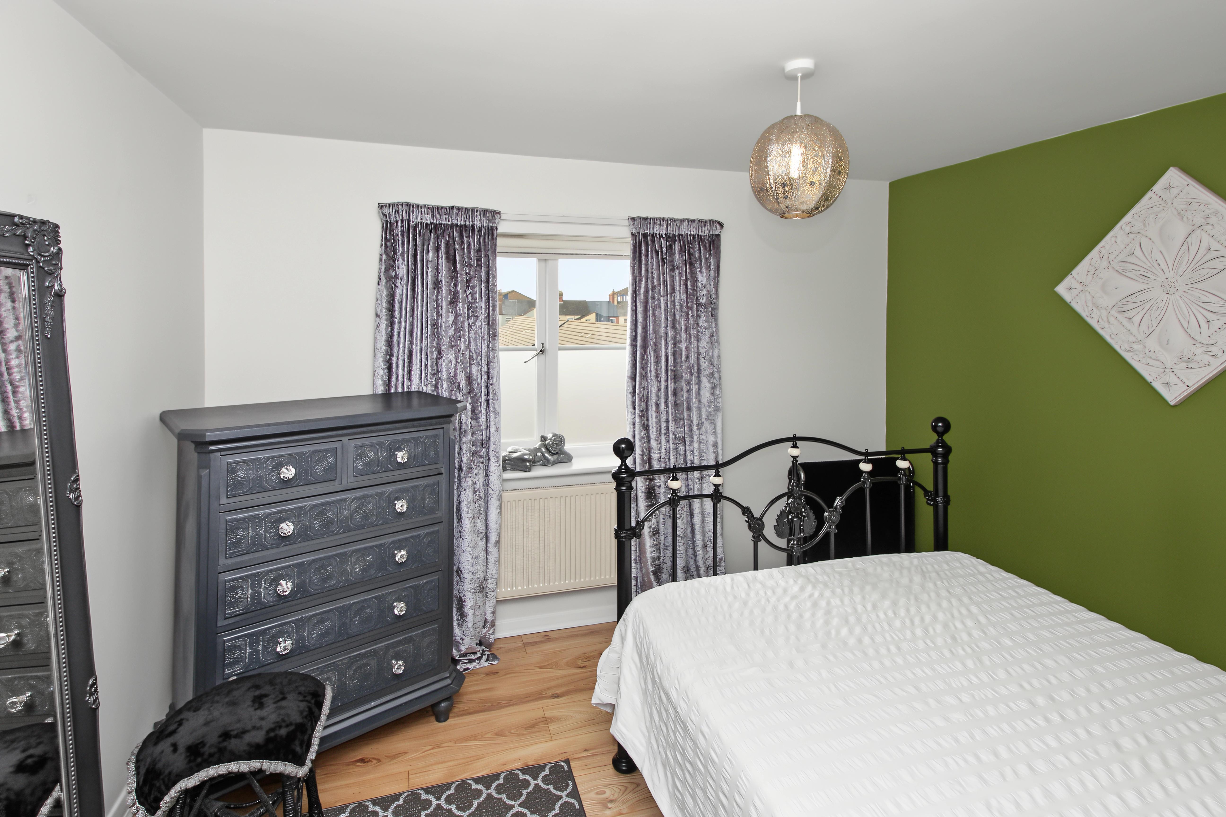 Flat Covallen Court in Rushden