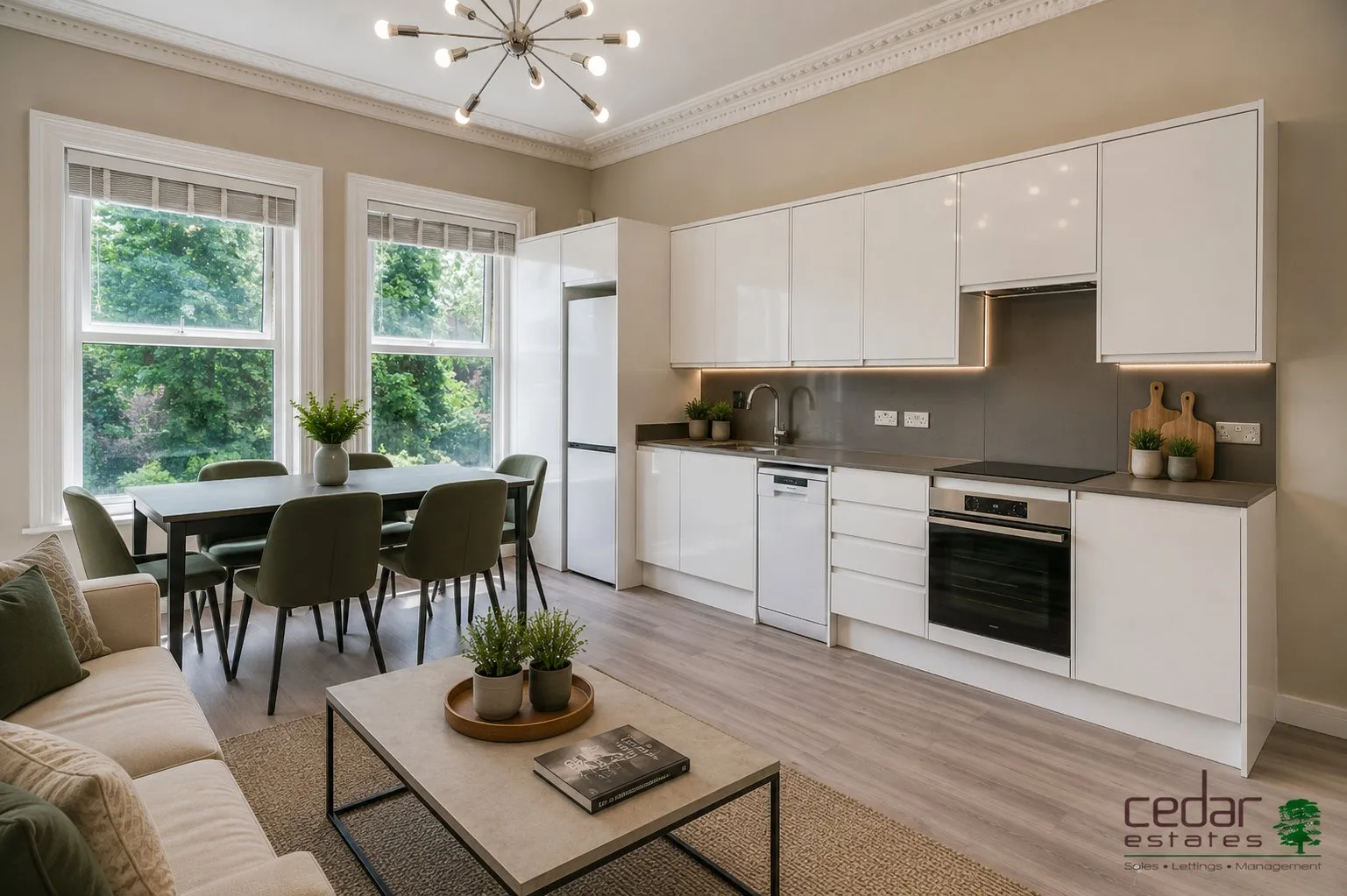 Flat Cleve Road in Greater London