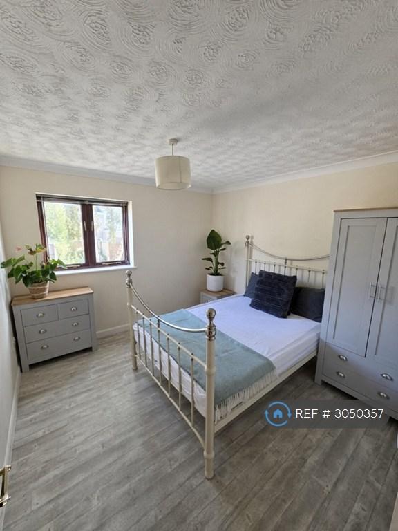 Flat Ashfield Hill in King's Lynn and West Norfolk