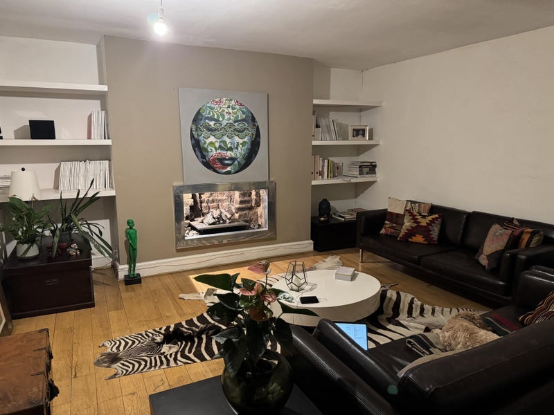 Room Shooters Hill Road in Greater London