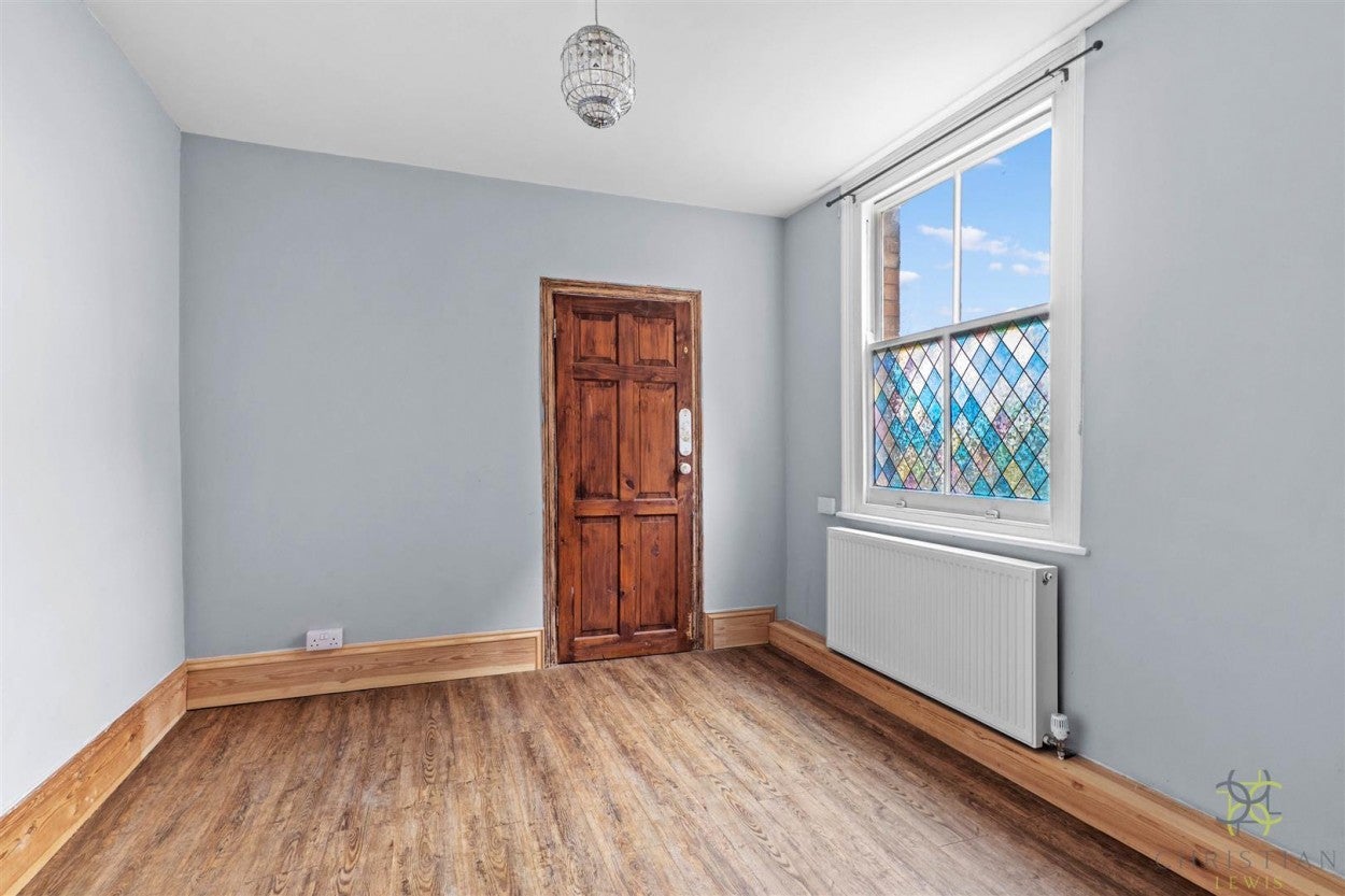 Flat Northwick Road in Wychavon