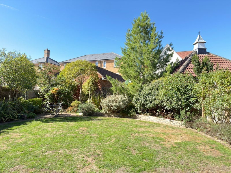 Room Almond Road in Uttlesford