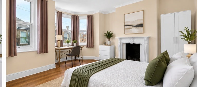 Room Manor Road in Greater London