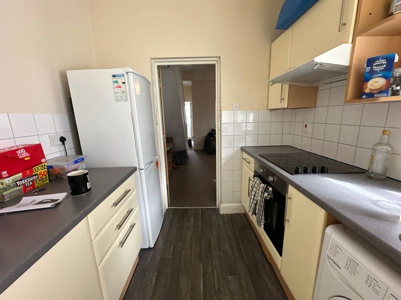 Room Treharris Street in Cardiff