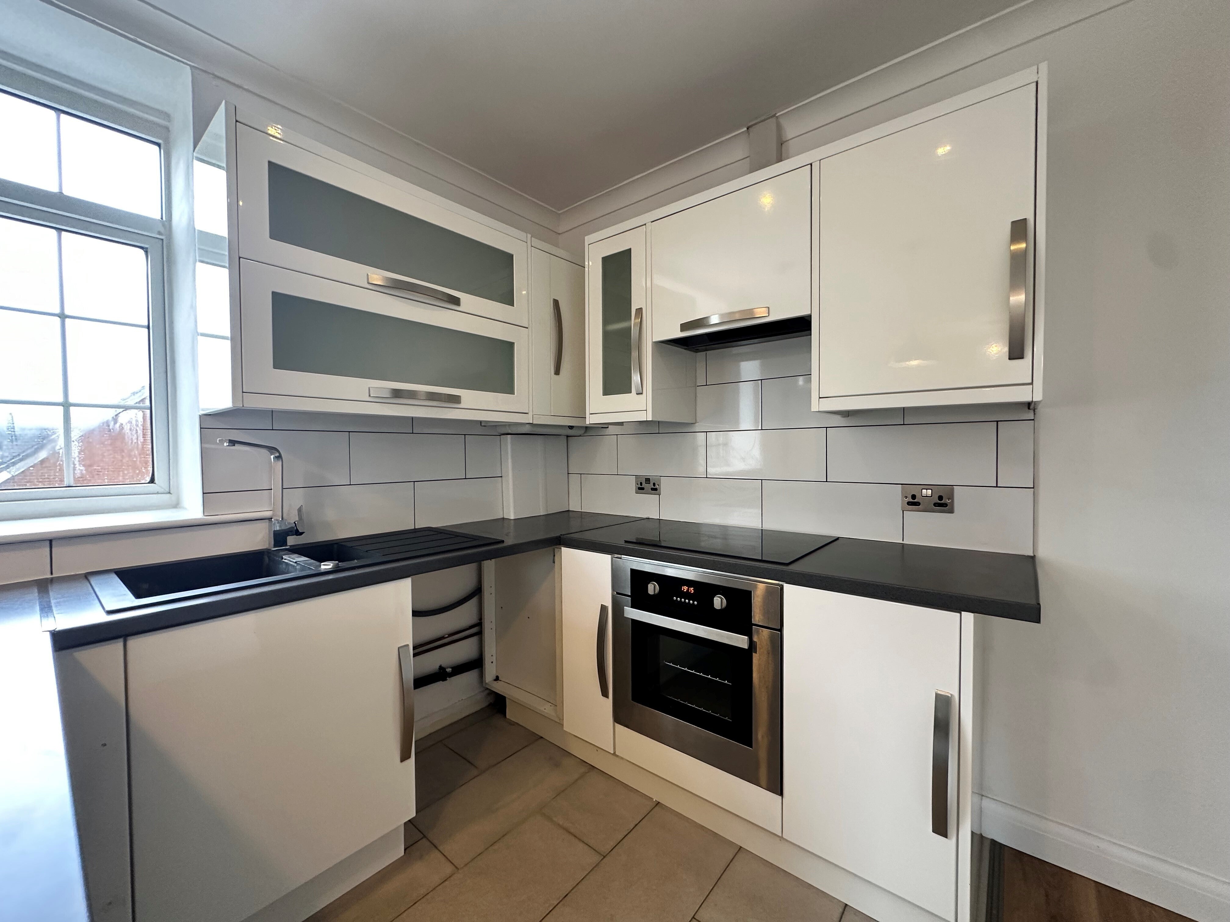 Flat Audenshaw Road in Tameside