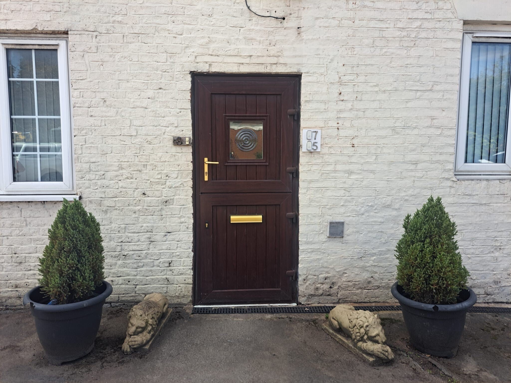 Flat Audenshaw Road in Tameside