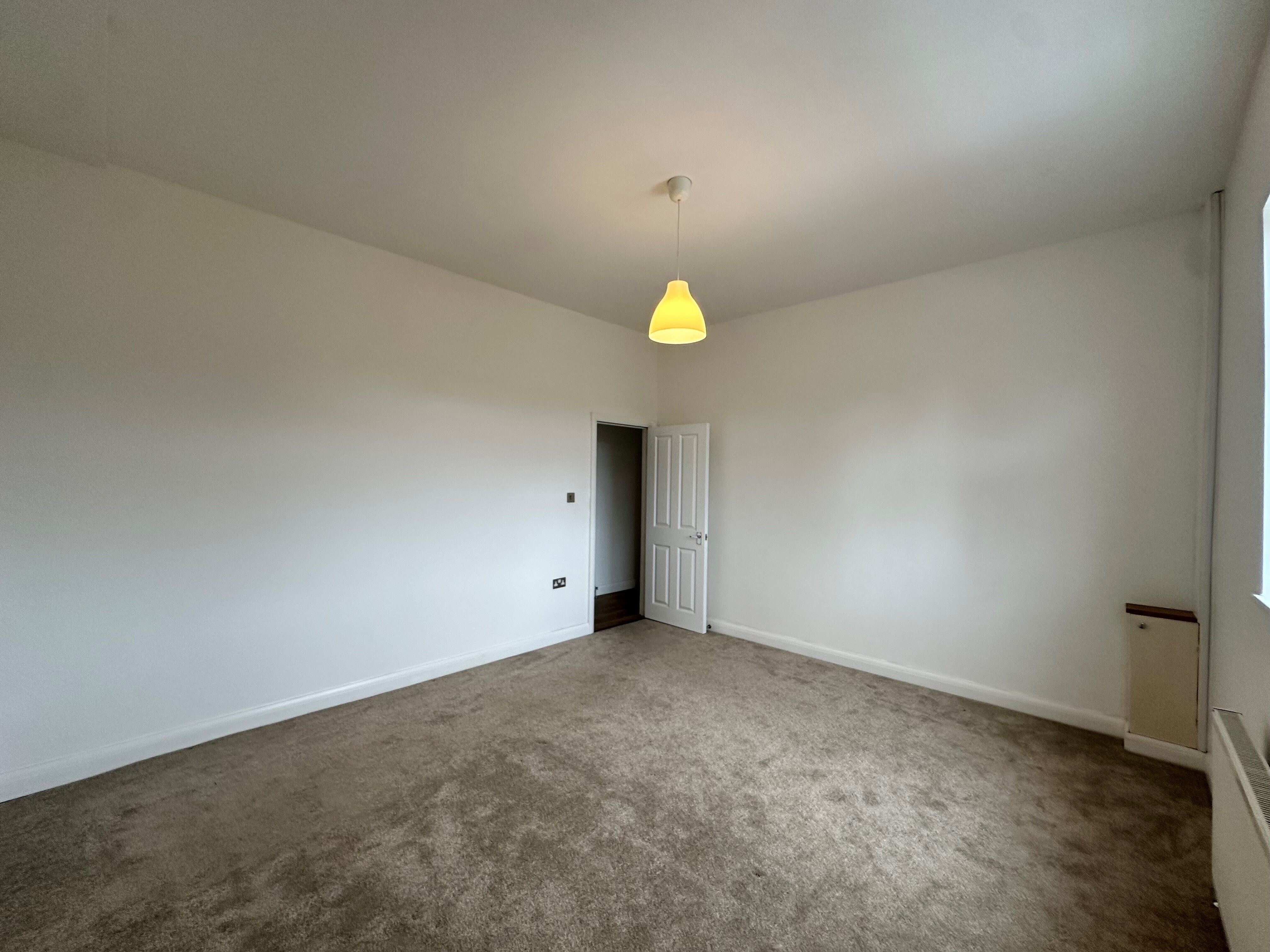 Flat Audenshaw Road in Tameside