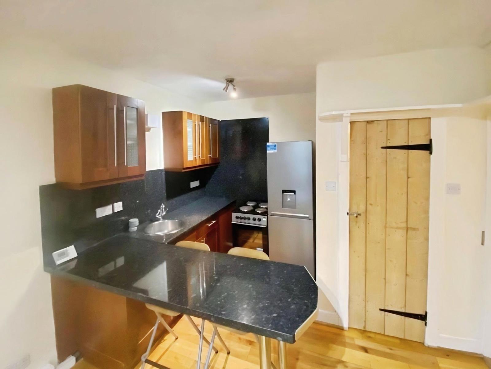 Flat Lawson Place in Dunbar