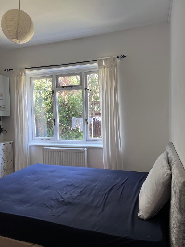Room Third Avenue in Greater London