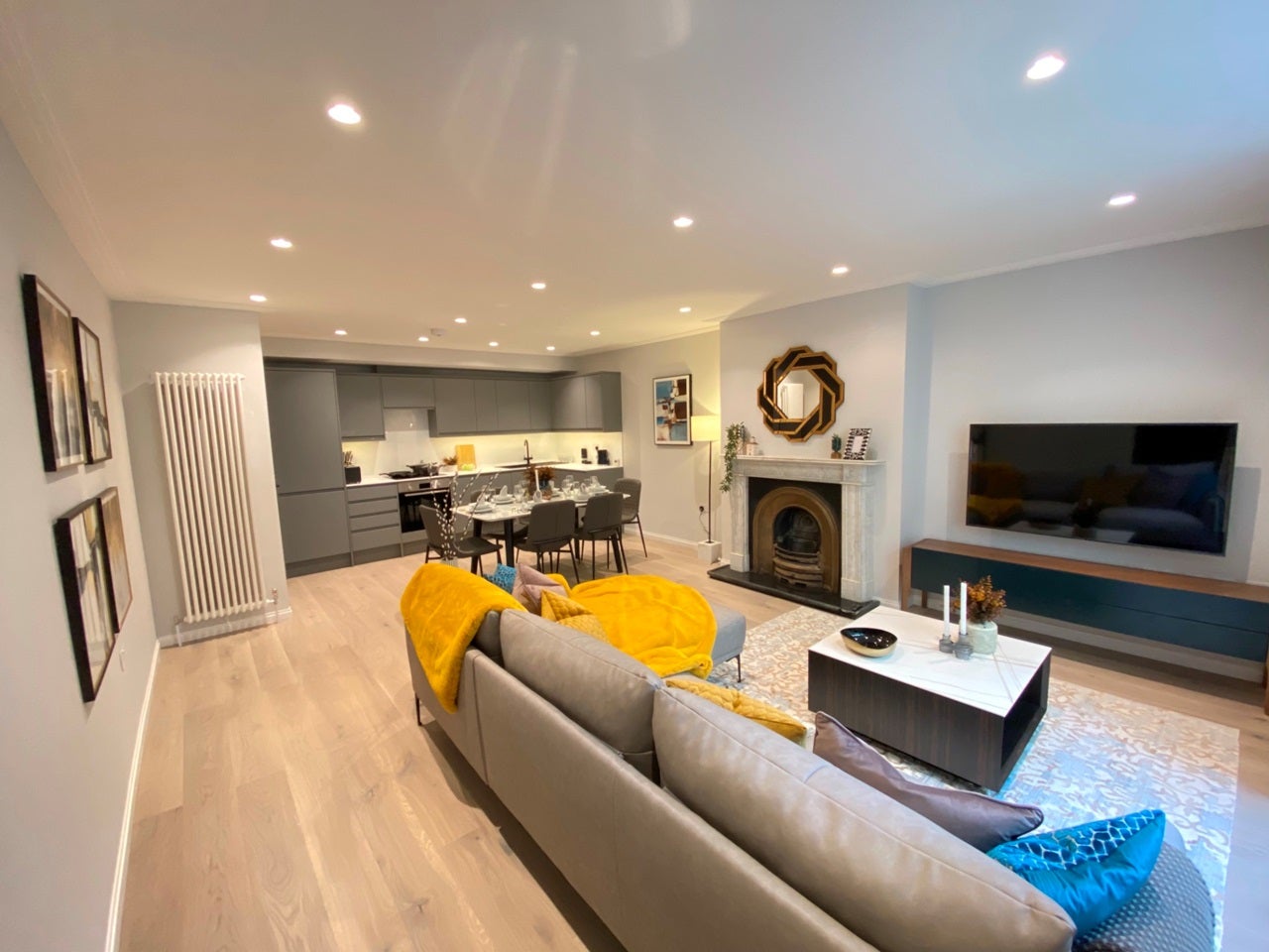 Flat Cleveland Gardens in City of Westminster