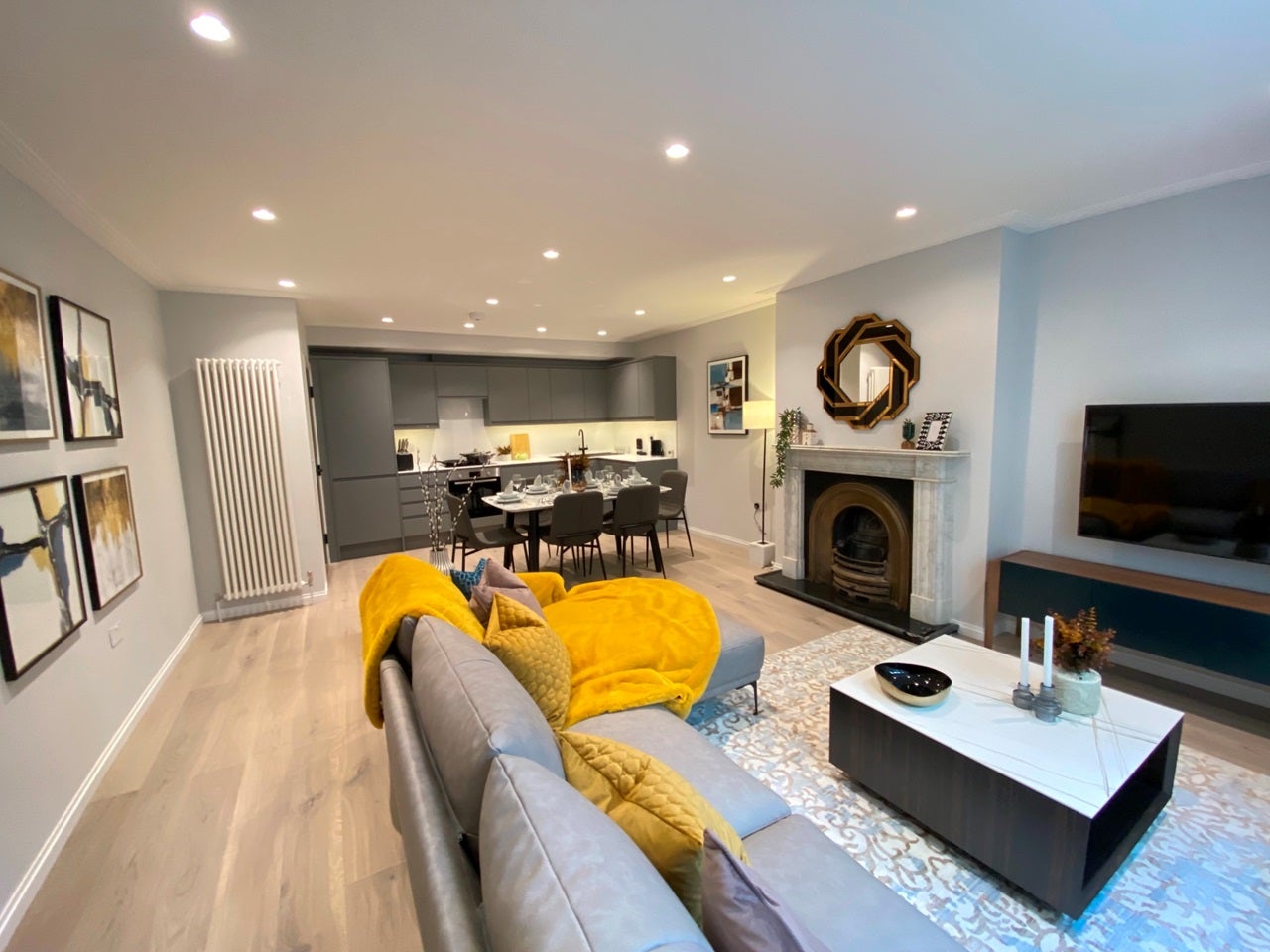 Flat Cleveland Gardens in City of Westminster