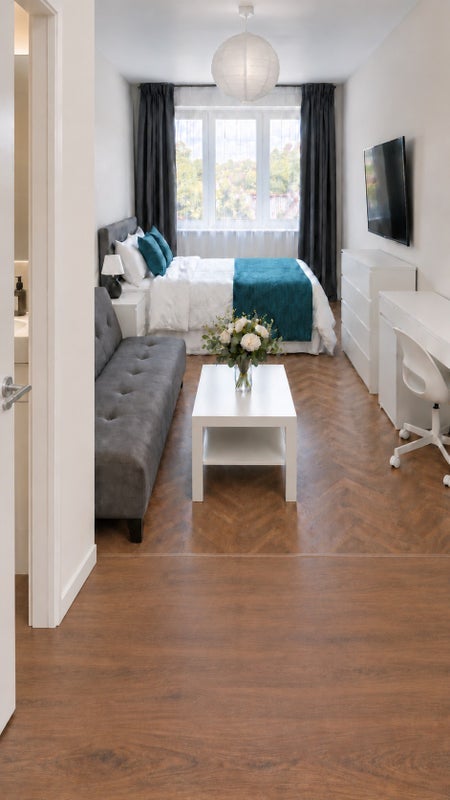 Room Chalklands in Greater London