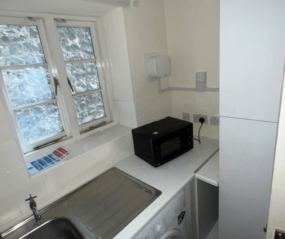 Flat Ashford Road in Maidstone