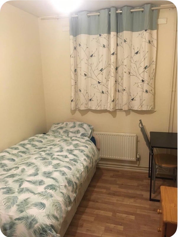 Room Plymouth Grove in Manchester