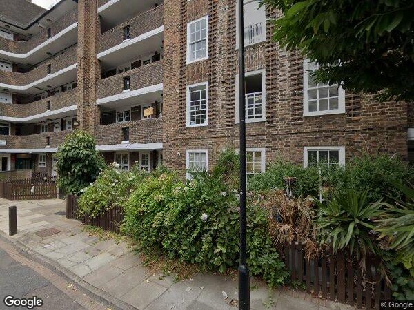 Flat Holloway Road in Greater London