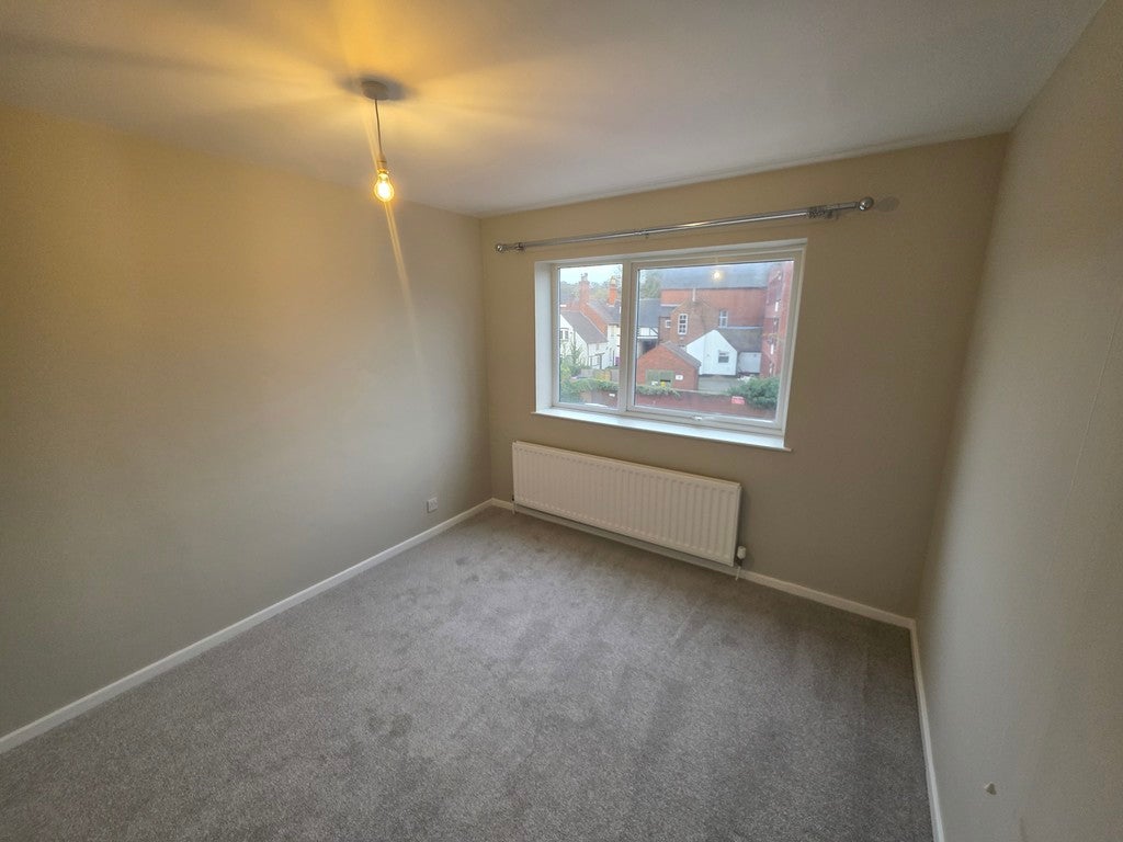 Flat Lombard Street in Lichfield