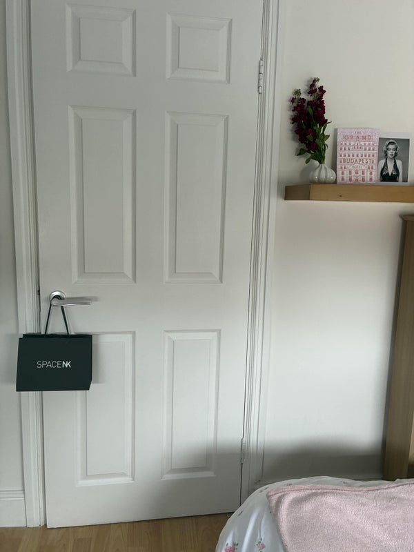 Room Drummond Street in Greater London