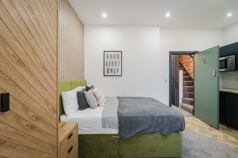 Room Lawford Road in Rugby