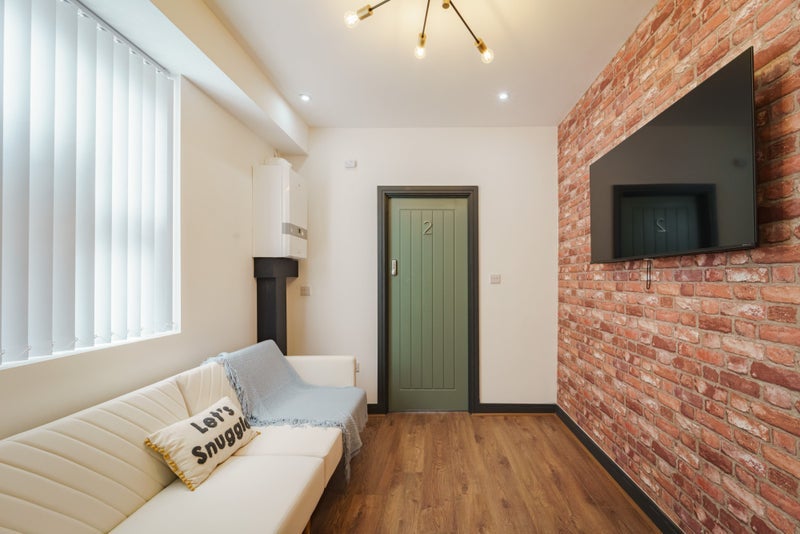 Room Lawford Road in Rugby
