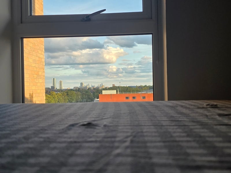 Room Hampden Road in Greater London