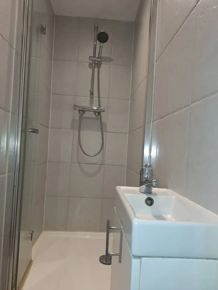 Flat Prince of Wales Close in Greater London