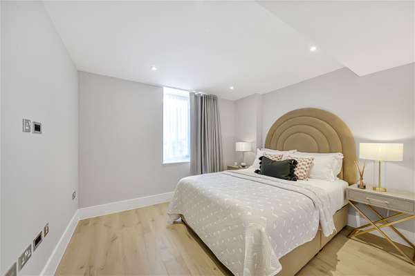 Flat Baker Street in City of Westminster