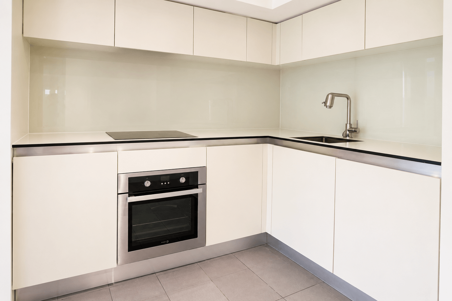 Flat Wills Way in Bristol