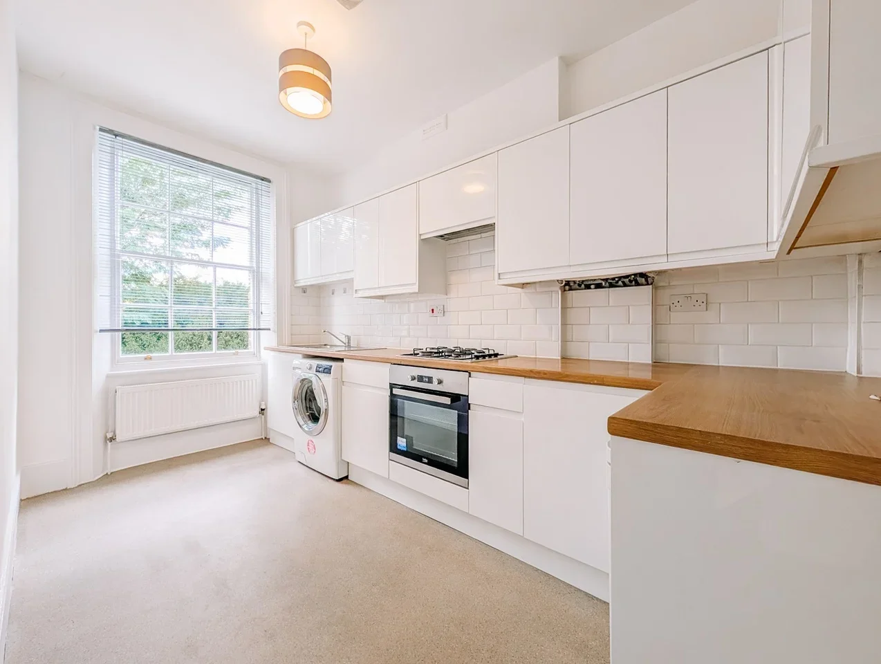 Flat Stratheden Road in Greater London