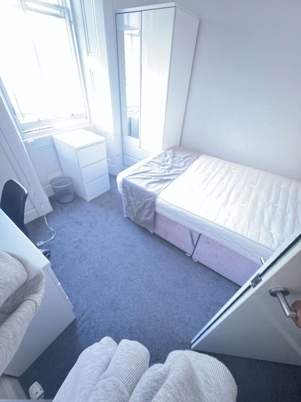 Room Ardmillan Terrace in City of Edinburgh