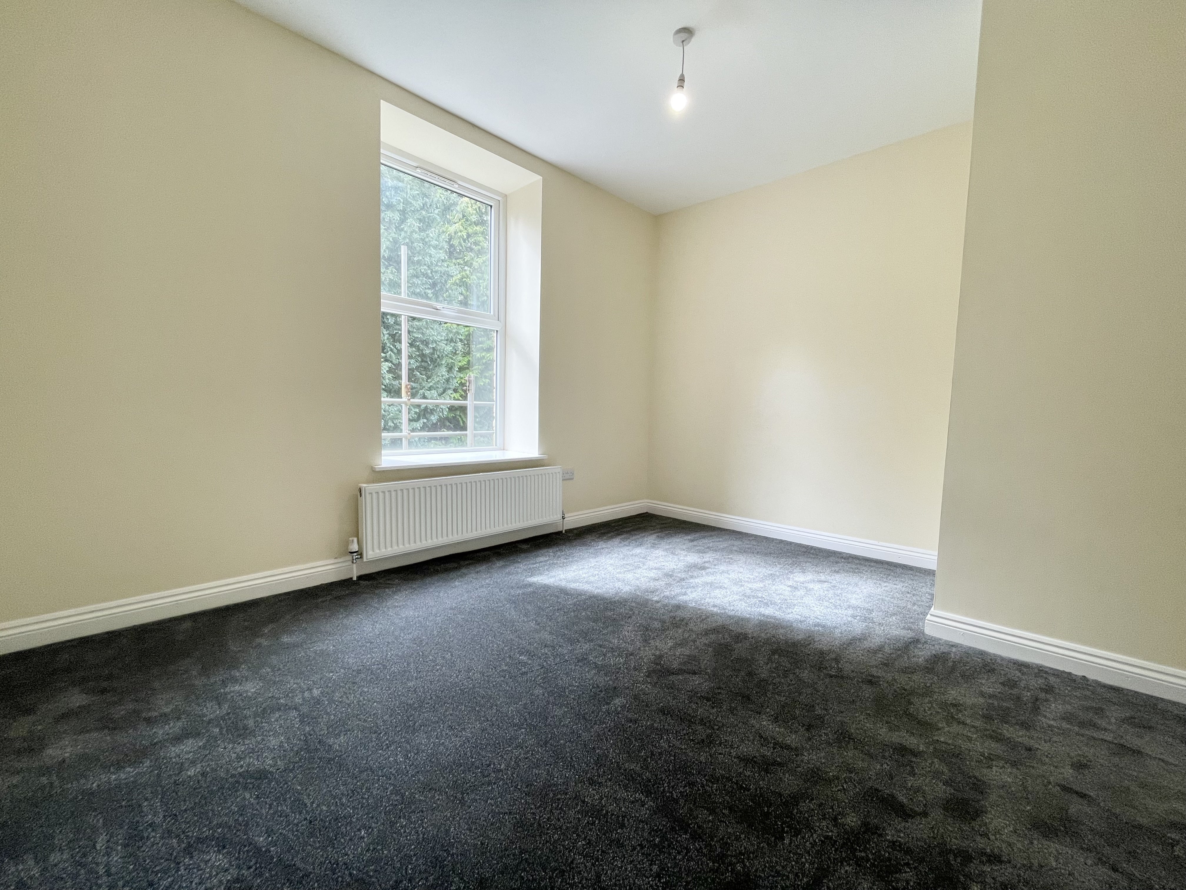 Flat Clarkegrove Road in Sheffield
