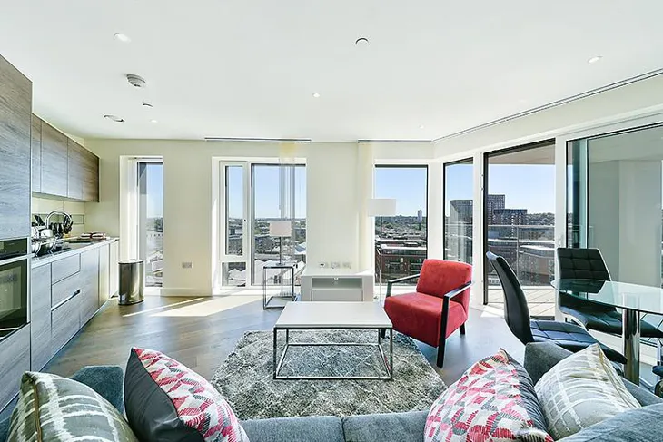 Flat Duke of Wellington Avenue in Greater London