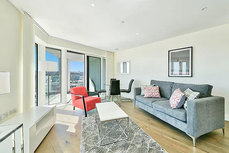 Flat Duke of Wellington Avenue in Greater London