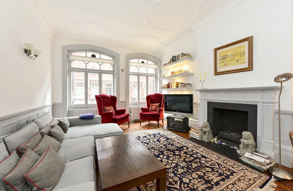 Flat Draycott Place in Greater London