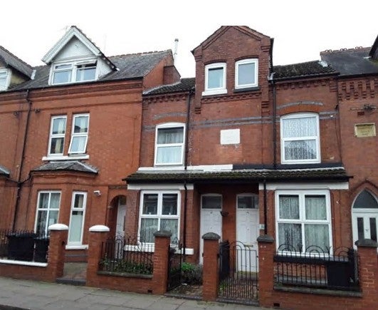 House Cedar Road in Leicester