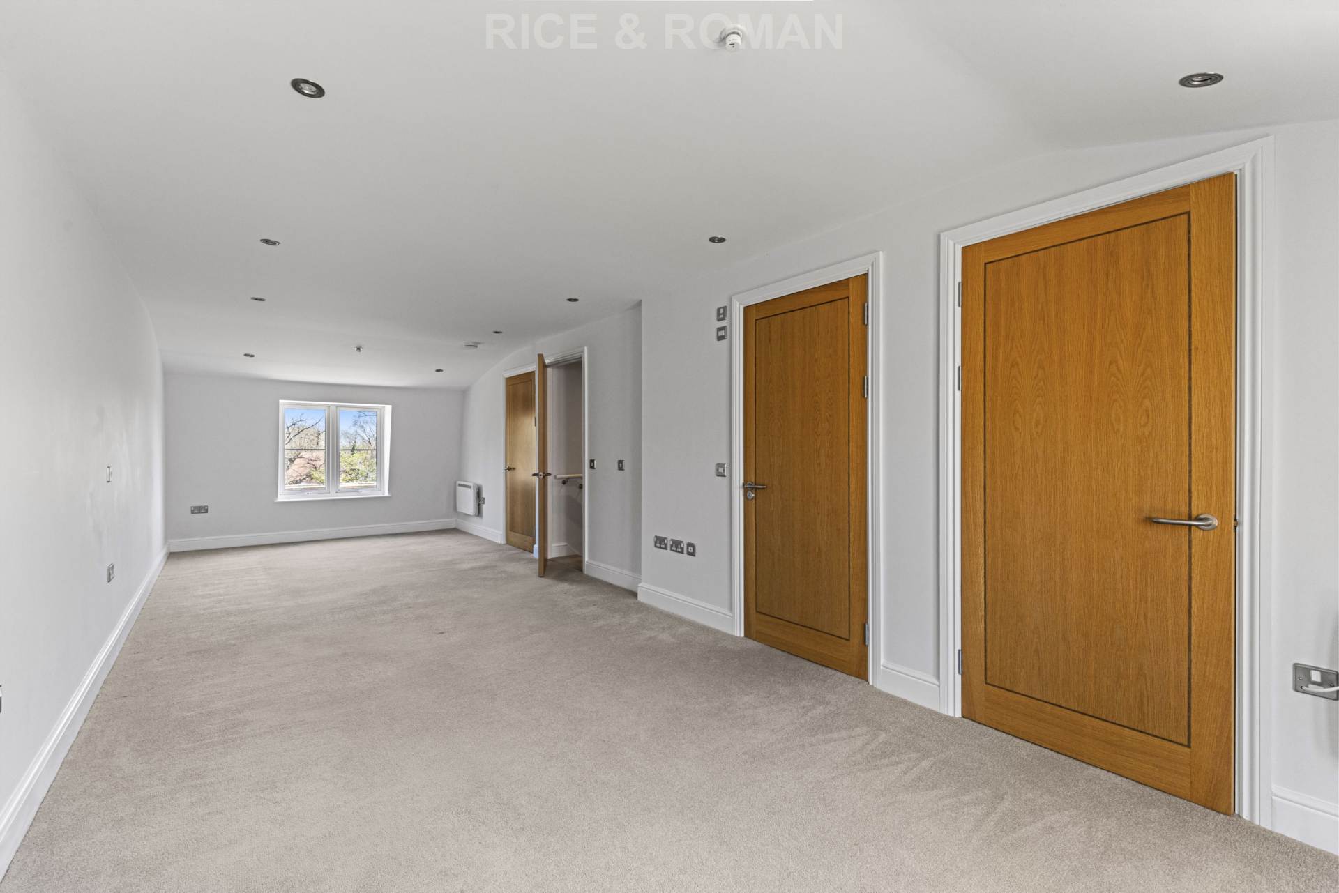 Flat Rise Road in Sunningdale
