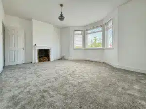 Flat Mountnessing Road in Billericay